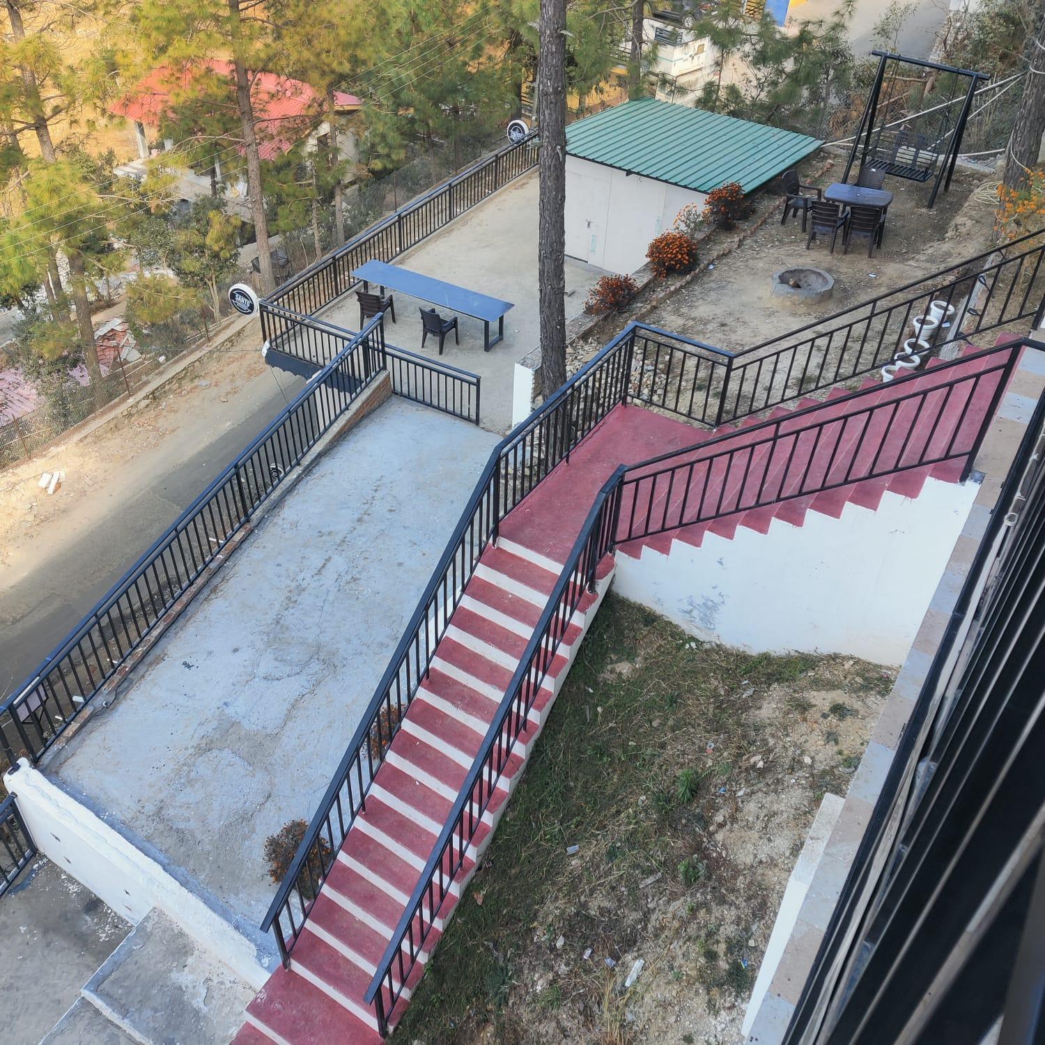 Hotel Pearl Residency Mukteshwar Exterior photo